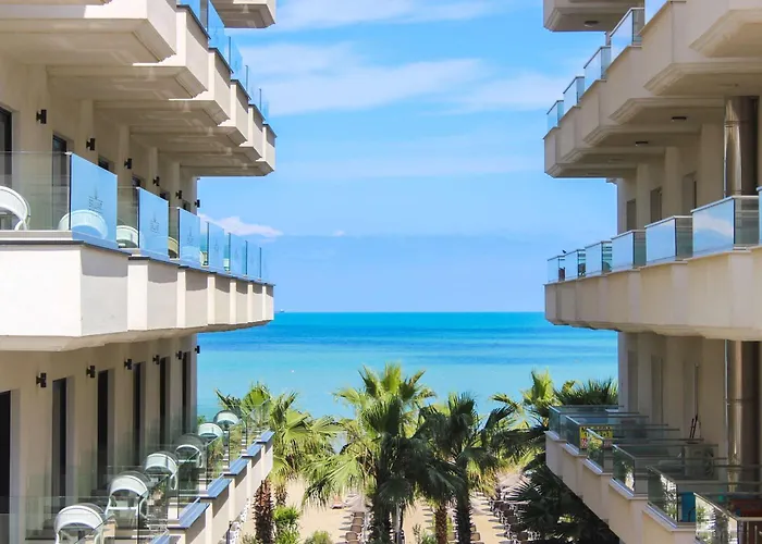 Sea Pearl Retreat F69 *