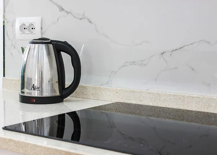 Sea Pearl Retreat F69 * Golem (Tirana)