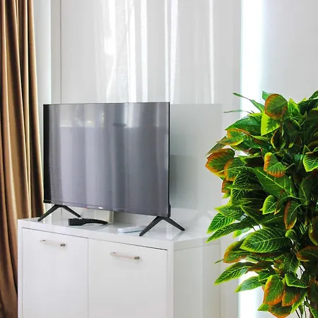 Apartment Sea Pearl Retreat F69 Golem (Tirana)