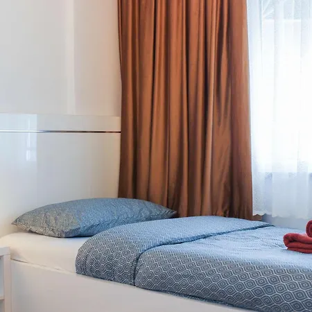 Sea Pearl Retreat F69 Apartment Golem (Tirana)
