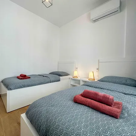 Apartment Sea Pearl Retreat F69