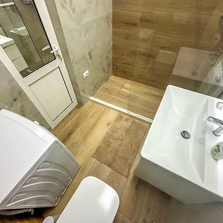 Sea Pearl Retreat F69 דירה גולם