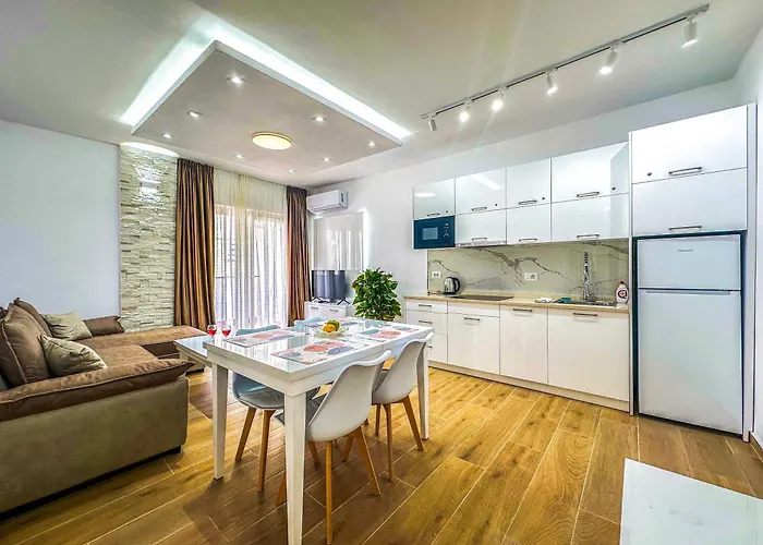 Apartment Sea Pearl Retreat F69 *