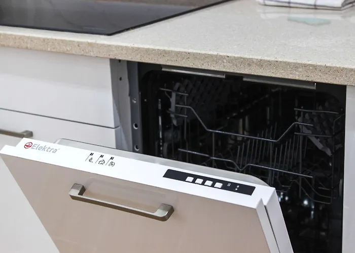 Sea Pearl Retreat F69